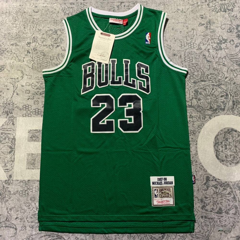 Mitchell & Ness Michael Jordan Bulls Jersey Mens M Green NEW 1997-98 Hardwood